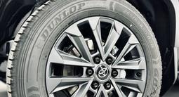 Toyota Land Cruiser Prado 2026 года за 44 300 000 тг. в Алматы – фото 5