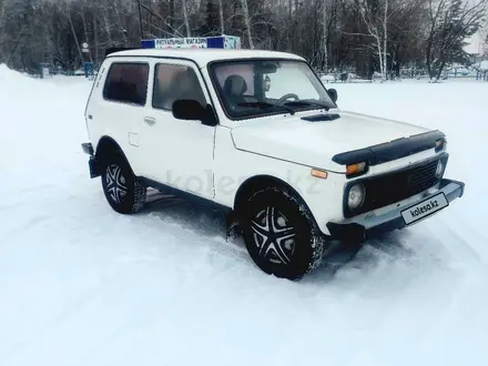 ВАЗ (Lada) Lada 2121 2001 года за 1 250 000 тг. в Петропавловск – фото 2