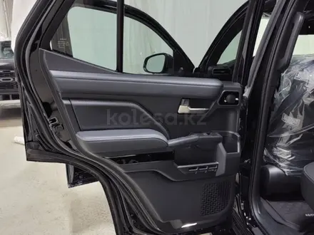 Toyota 4Runner 2026 года за 40 850 000 тг. в Семей – фото 12