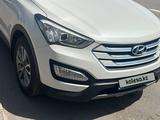 Hyundai Santa Fe 2014 года за 9 600 000 тг. в Караганда – фото 4