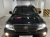 Toyota Land Cruiser 2015 годаүшін32 500 000 тг. в Астана – фото 2