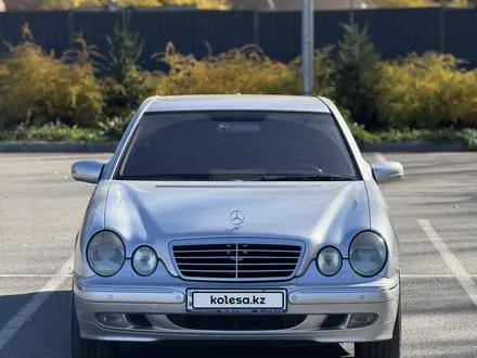 Mercedes-Benz E 320 2001 года за 6 000 000 тг. в Караганда