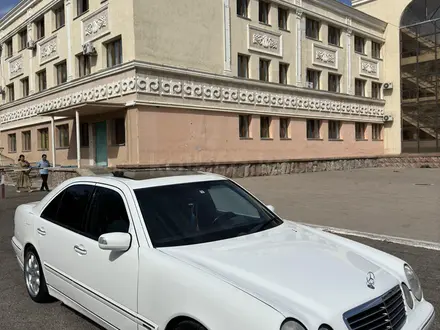 Mercedes-Benz E 320 2001 года за 6 500 000 тг. в Шымкент