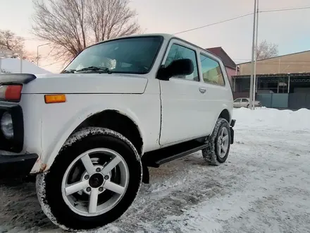 ВАЗ (Lada) Lada 2121 2014 года за 2 400 000 тг. в Талдыкорган – фото 4