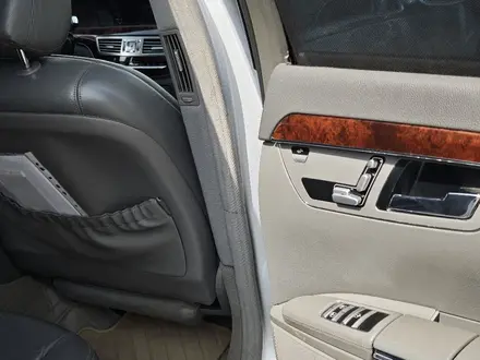 Mercedes-Benz S 350 2006 года за 7 000 000 тг. в Алматы – фото 20