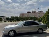 Mercedes-Benz E 280 1999 годаfor4 300 000 тг. в Актау – фото 3