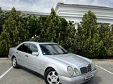 Mercedes-Benz E 280 1999 годаfor4 300 000 тг. в Актау – фото 2