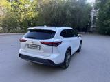Toyota Highlander 2023 года за 25 500 000 тг. в Караганда – фото 3