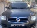 Volkswagen Touareg 2004 года за 5 500 000 тг. в Алматы – фото 3