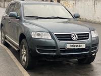 Volkswagen Touareg 2004 годаүшін5 500 000 тг. в Алматы