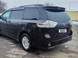 Toyota Sienna 2010 года за 12 000 000 тг. в Рудный