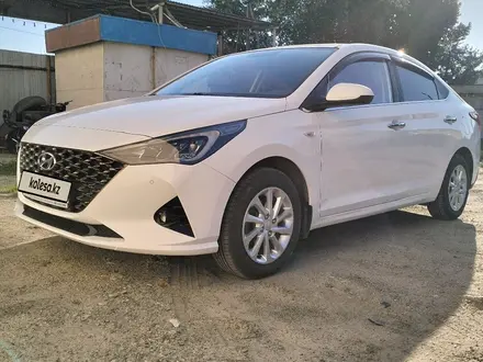 Hyundai Accent 2021 года за 8 500 000 тг. в Семей