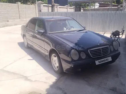 Mercedes-Benz E 280 2001 года за 2 500 000 тг. в Шымкент – фото 3
