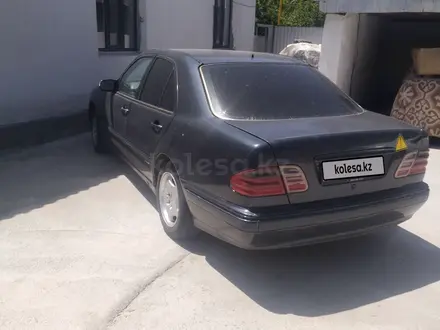 Mercedes-Benz E 280 2001 года за 2 500 000 тг. в Шымкент – фото 6