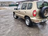 Chevrolet Niva 2004 года за 1 250 000 тг. в Атырау – фото 2