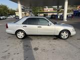 Mercedes-Benz C 280 1997 года за 2 700 000 тг. в Алматы – фото 3