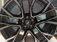 Разноширокие диски на BMW R21 5 112 BP за 700 000 тг. в Караганда