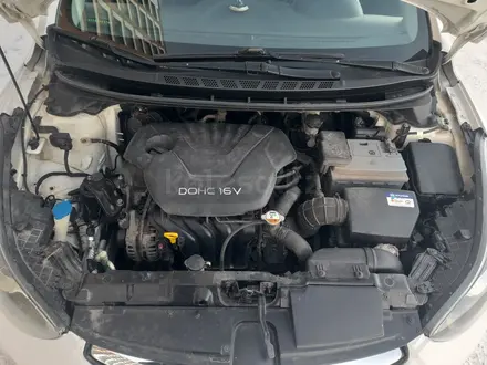 Hyundai Elantra 2012 года за 4 900 000 тг. в Астана – фото 3