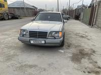 Mercedes-Benz E 320 1993 года за 2 900 000 тг. в Алматы