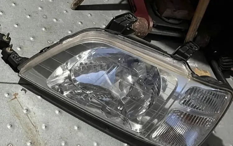 Фара Honda CR-V RD1 за 65 000 тг. в Усть-Каменогорск