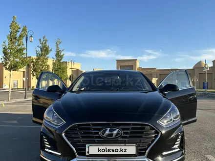 Hyundai Sonata 2018 года за 8 500 000 тг. в Сарыагаш – фото 2