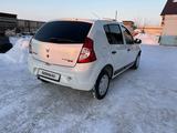 Renault Sandero 2013 года за 2 800 000 тг. в Уральск – фото 4