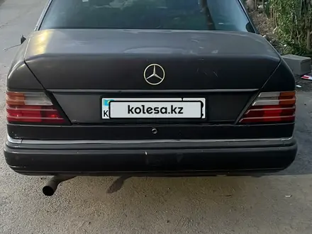 Mercedes-Benz E 230 1990 года за 800 000 тг. в Алматы – фото 12