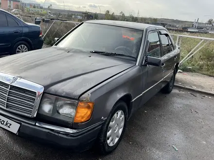 Mercedes-Benz E 230 1990 года за 800 000 тг. в Алматы – фото 2