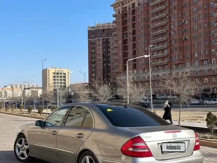 Mercedes-Benz E 350 2005 года за 5 000 000 тг. в Актау – фото 2