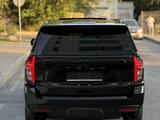 Chevrolet Tahoe 2022 года за 42 700 000 тг. в Алматы – фото 4