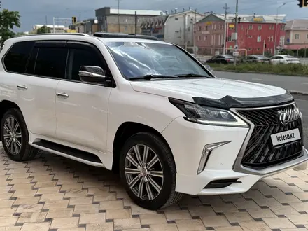 Lexus LX 570 2017 года за 43 000 000 тг. в Шымкент – фото 2
