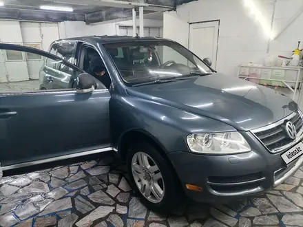 Volkswagen Touareg 2004 года за 4 200 000 тг. в Алматы – фото 23