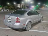 Volkswagen Passat 2002 года за 1 800 000 тг. в Шу – фото 3