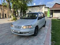 Toyota Ipsum 1997 годаfor3 000 000 тг. в Алматы