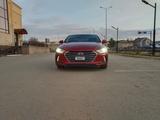 Hyundai Elantra 2016 года за 3 800 000 тг. в Актобе – фото 2