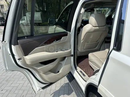 Cadillac Escalade 2015 года за 25 500 000 тг. в Алматы – фото 9