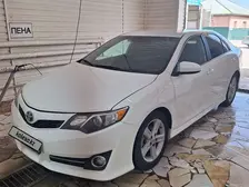 Toyota Camry, 2014