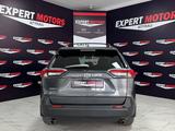 Toyota RAV4 2021 годаүшін12 700 000 тг. в Атырау – фото 2
