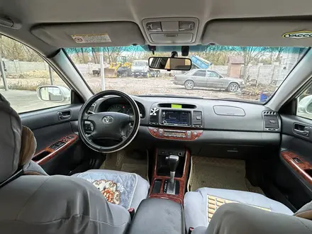 Toyota Camry 2002 года за 6 000 000 тг. в Алматы – фото 10