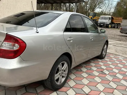 Toyota Camry 2002 года за 6 000 000 тг. в Алматы – фото 2