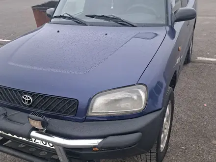 Toyota RAV4 1995 года за 3 850 000 тг. в Тараз – фото 2