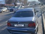 BMW 523 1996 года за 2 200 000 тг. в Алматы – фото 4