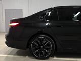 BMW 760 2022 года за 94 000 000 тг. в Алматы – фото 3
