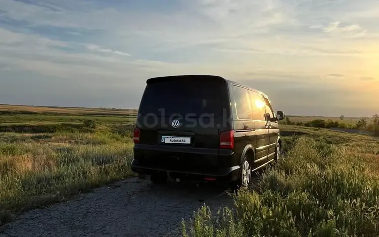 Volkswagen Multivan 2004 года за 8 500 000 тг. в Рудный