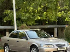 Toyota Camry, 1997