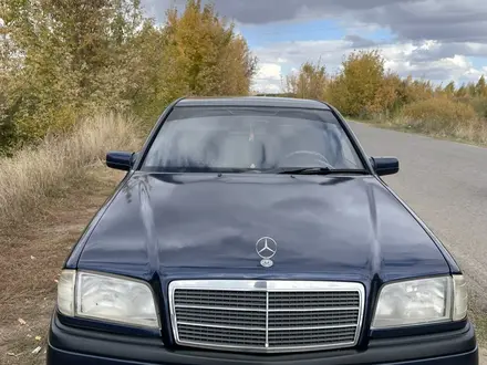 Mercedes-Benz C 200 1995 года за 3 000 000 тг. в Караганда – фото 3