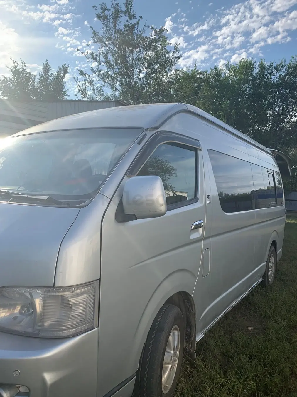 Toyota HiAce, 2005