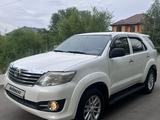 Toyota Fortuner 2013 года за 10 000 000 тг. в Алматы – фото 2