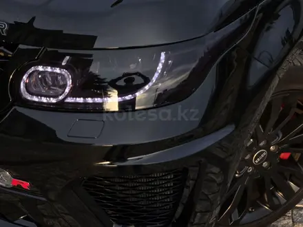 Land Rover Range Rover Sport 2013 года за 25 000 000 тг. в Алматы – фото 16