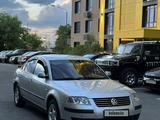 Volkswagen Passat 2001 годаүшін2 500 000 тг. в Алматы